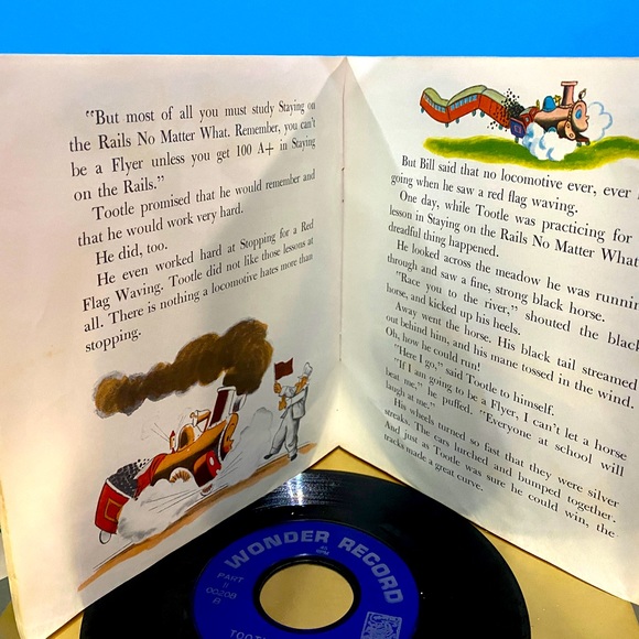 RETRO 1946 A LTTLE GOLDEN BOOK & VINYL 7” RECORD TOOTLE READ ALONG STORY 45 RPM - Picture 14 of 16